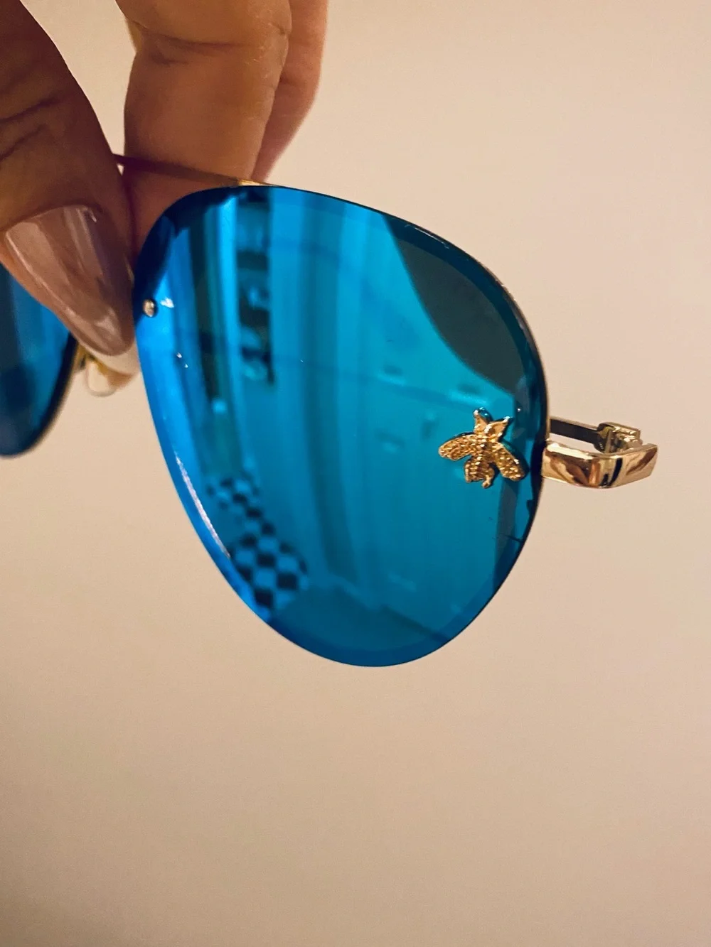 Lightweight blue mirror fashion sunglasses